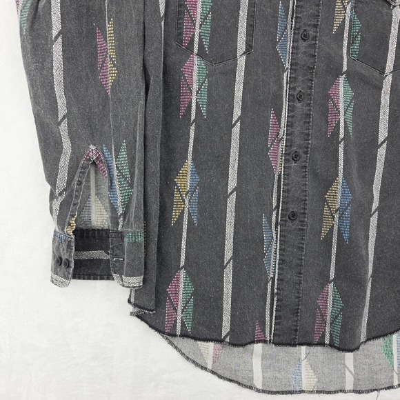 VTG Wrangler Western Shirt Aztec Geometric Button Up Shirt Sz Lg FADED WORN - Picture 2 of 13